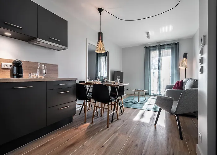 La Grange Des Peres Aparthotel Annecy