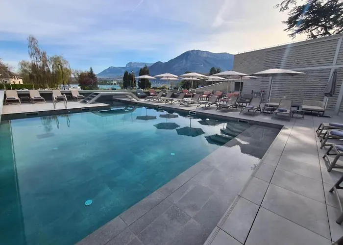 Le Pélican Annecy